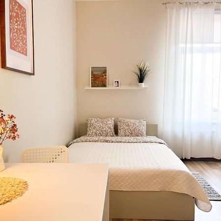 Cosy Apartment In Riga With Free Parking מראה חיצוני תמונה